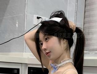 微密圈 - 火龙果羊的原图要来了，看这美足，忍不住多看两眼！