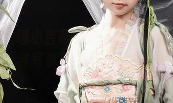 爆机少女喵小吉带你进入她的异世界，高清写真不是梦，是生活