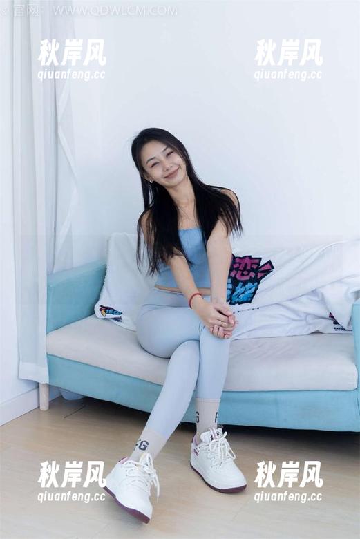 物恋传媒 - 白色里的小清新，图片分享，案例猫耳好像把我带入了另一个次元。