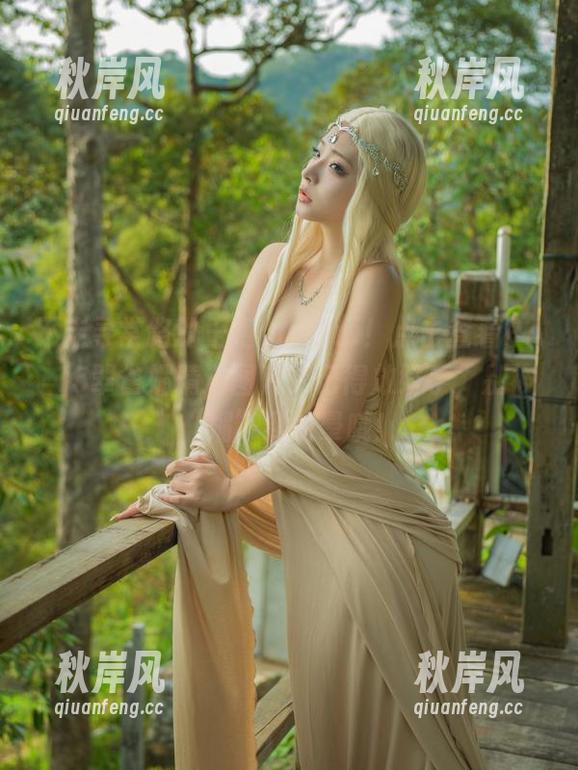 不走寻常路的玉汇yuuhui！点击查看PA-15翠雀媚精选图片，记得放好手，别被“媚”到头晕哦！