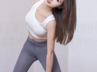 秀人网 - 哦，你的兔妹妹的新黑丝图集，下载的时候默默期待一张变化……