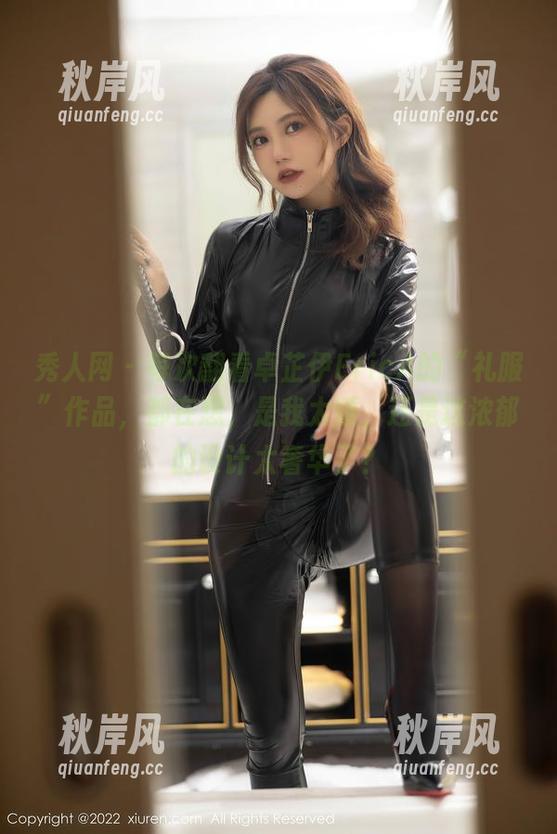 秀人网 - 每次翻看卓芷伊EricA的“礼服”作品，都在想，是我太矮，还是这浓郁的设计太奢华了？