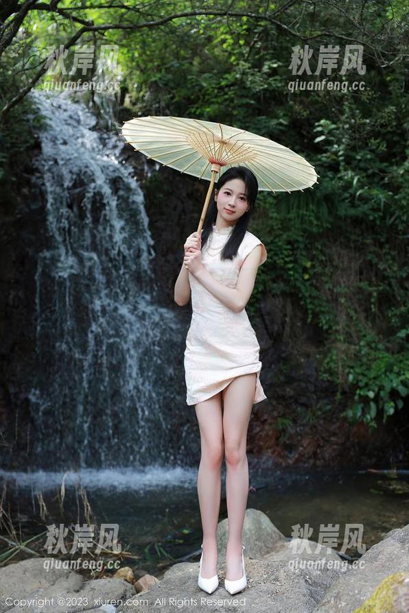 秀人网 - 用这套水手服抢眼，杨欣欣的作品得到了海鸥们的认可！