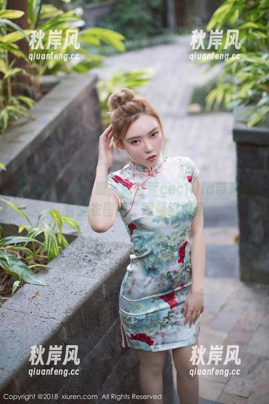 秀人网 - 别眨眼！陆萱萱cecillia带来免费睡衣图册，眼福满满哦
