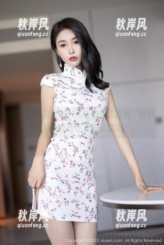 秀人网 - 颜浅浅Cindy的私人画报，丝袜怎样优雅地卷入日常嘻哈？