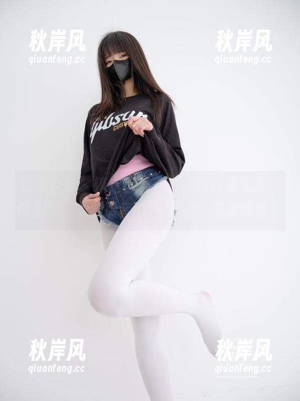 紧急企划 - 镇定自若，出来的却是无圣光的张扬，龙崎聆音的JK套图，必须得看。