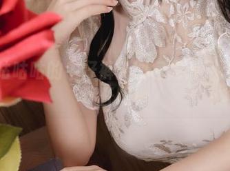 陌陌咕咕咕的牛仔裤:图包高清到让人移不开眼!