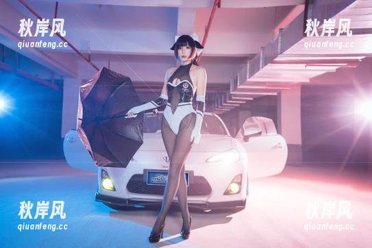 雯粥粥 最新的雯粥粥体操服写真,不要问我她是如何坚持翘臀,也不要问我为啥我看了又想吃零食。