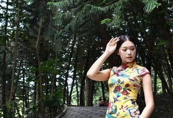魔镜街拍：黑丝旗袍少妇合集，走过路过不要错过哦